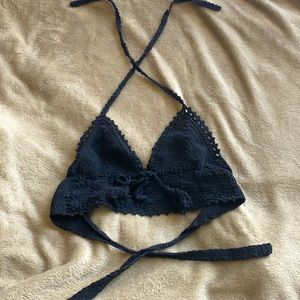 Kendall & Kylie crop